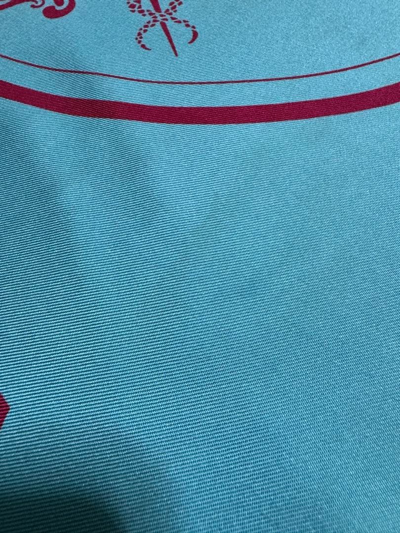 HERMESマキシツイリー EX-LIBRIS EN CRAVATES スカーフ HERMESマキシツイリー EX-LIBRIS EN CRAVATES スカーフ