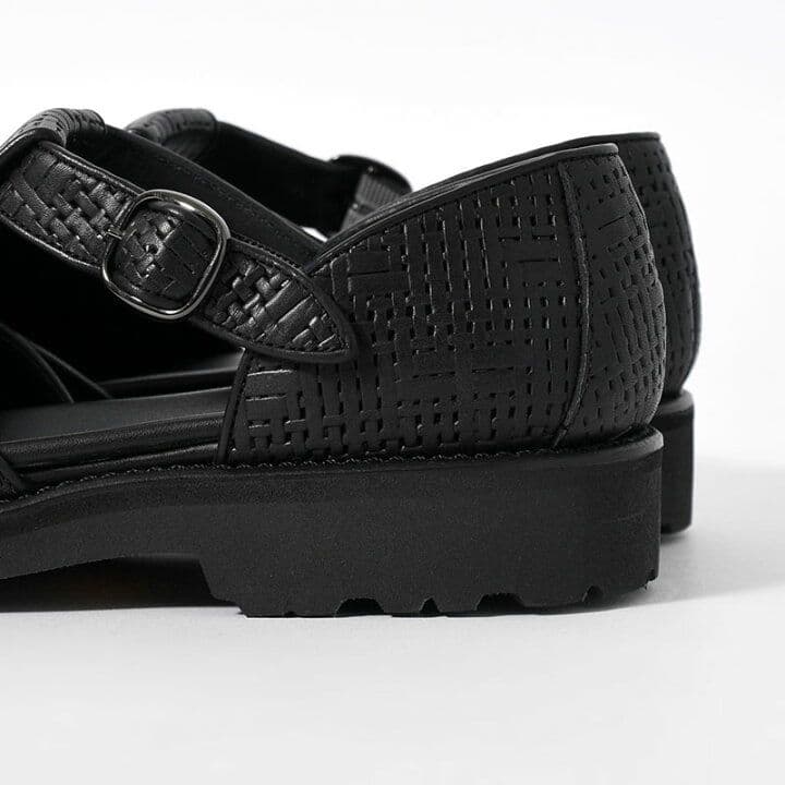 今週限定Tomo&Co EMBOSSED CZECH GURKHA SANDAL