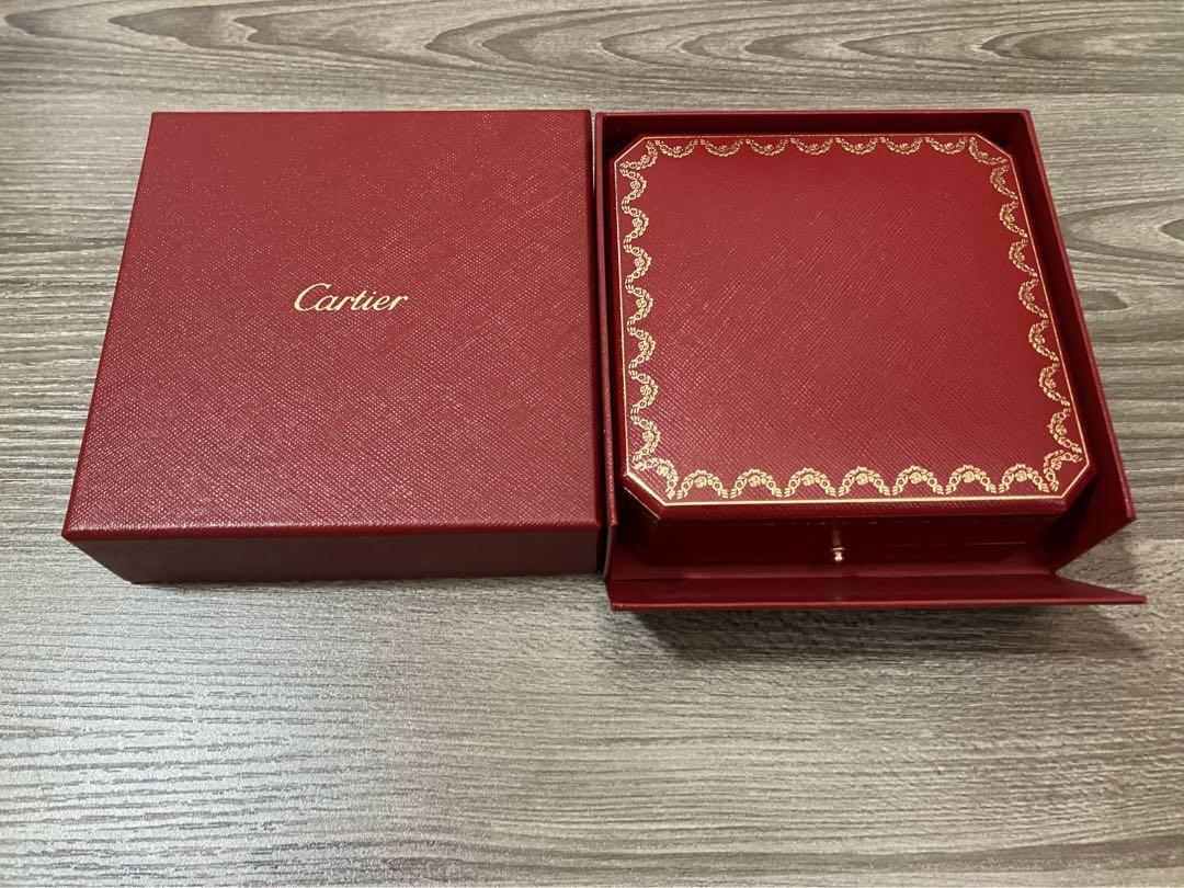 カルティエ　ネックレスケース空箱　現行品