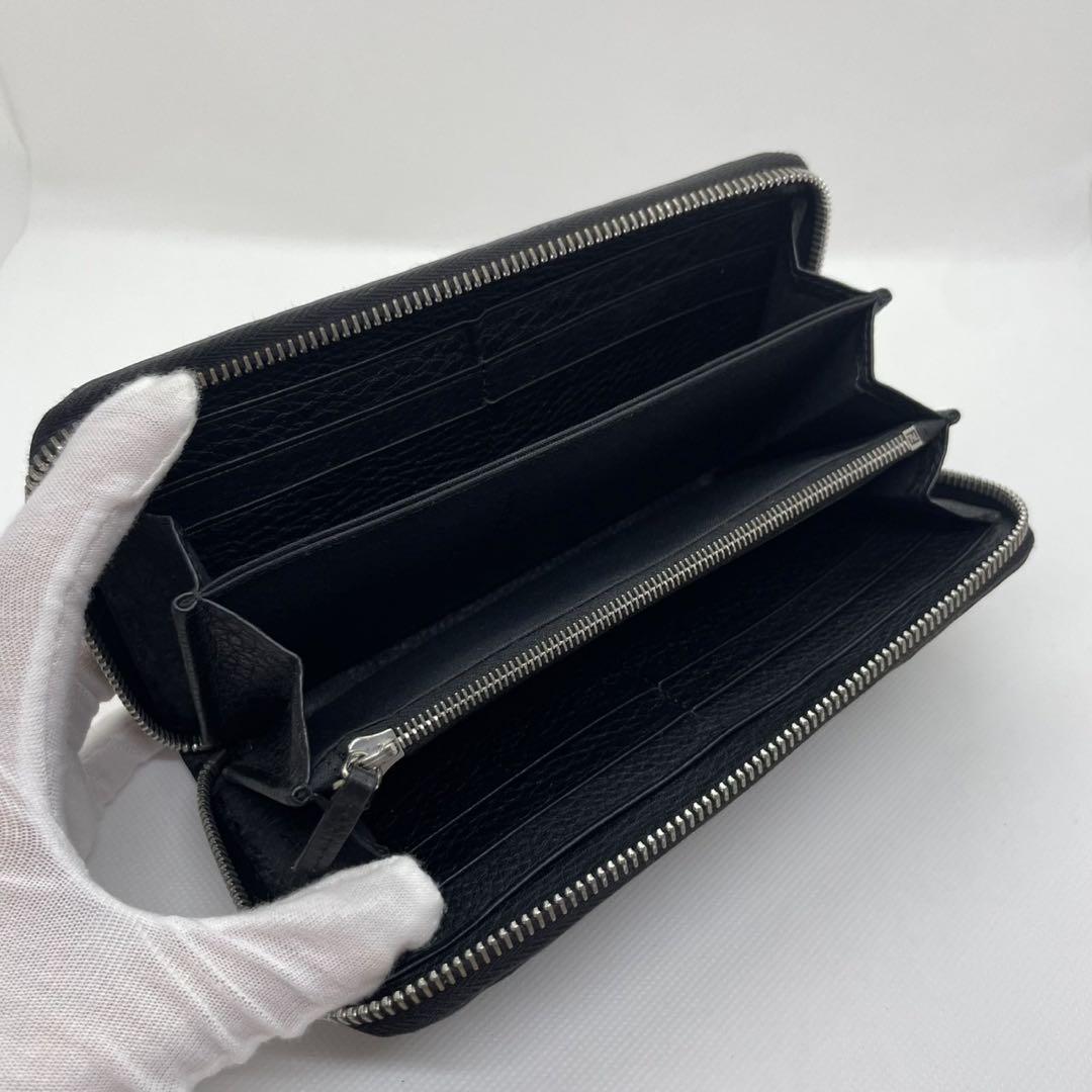 美品】フェンディ セレリア 長財布 ラウンドファスナー レザー