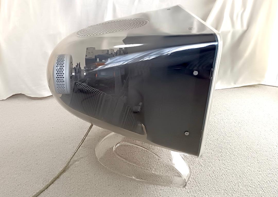 Apple Studio Display　17インチCRTモニター　スケルトン