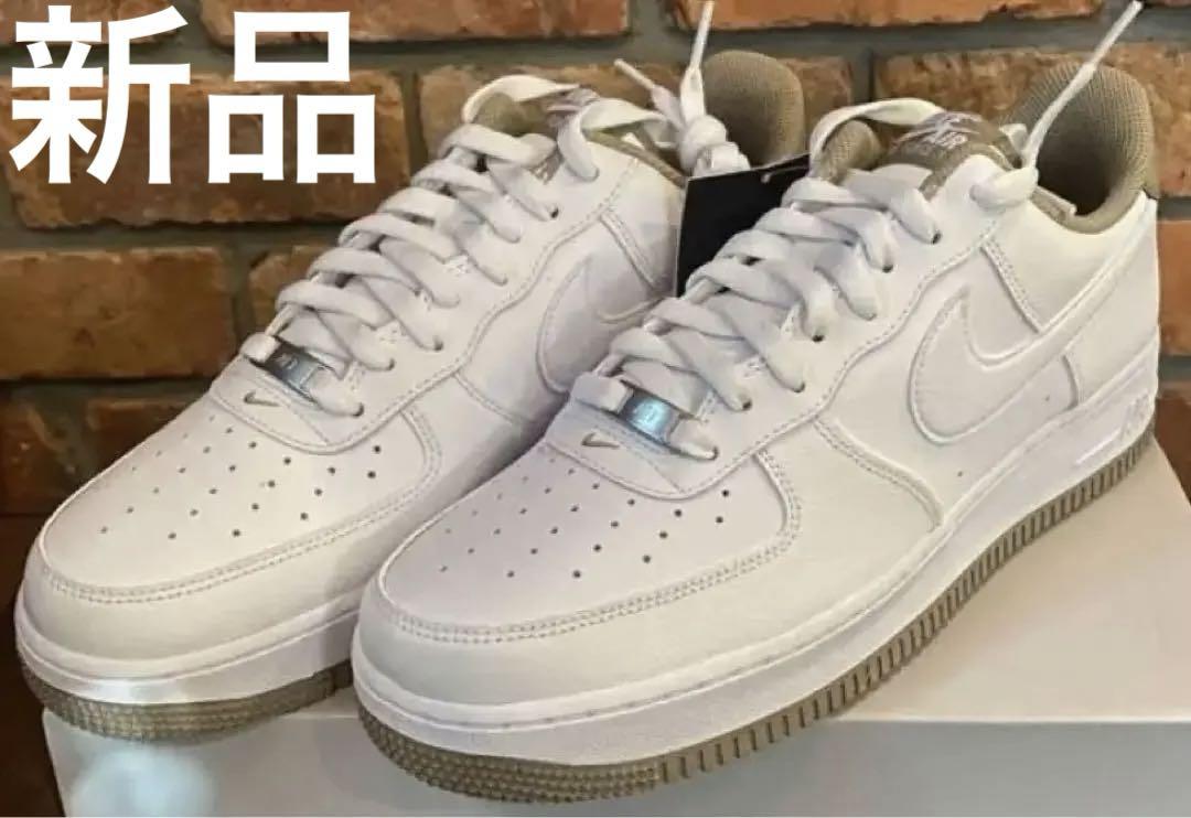 NIKE AIR FORCE 1 '07 LOW khaki WHITE カーキ