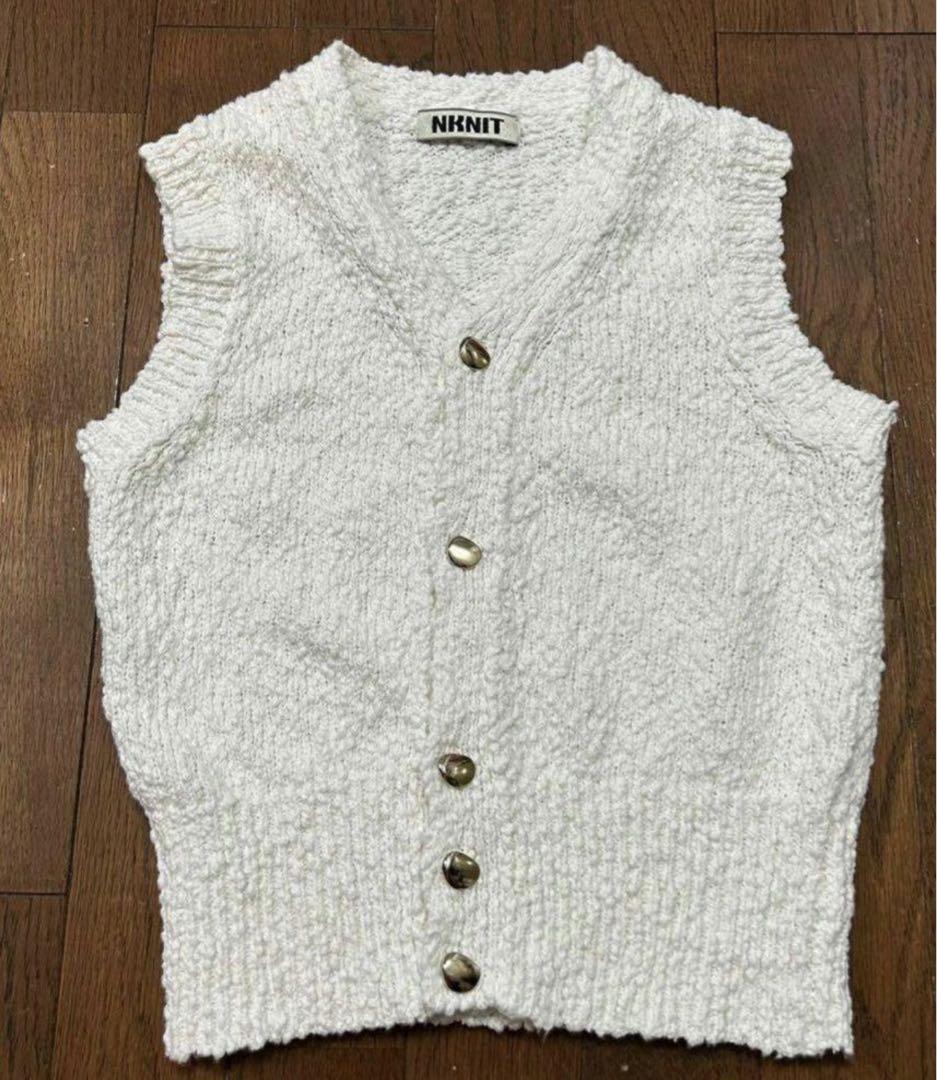 NKNIT mini-vneck knit vest ホワイト