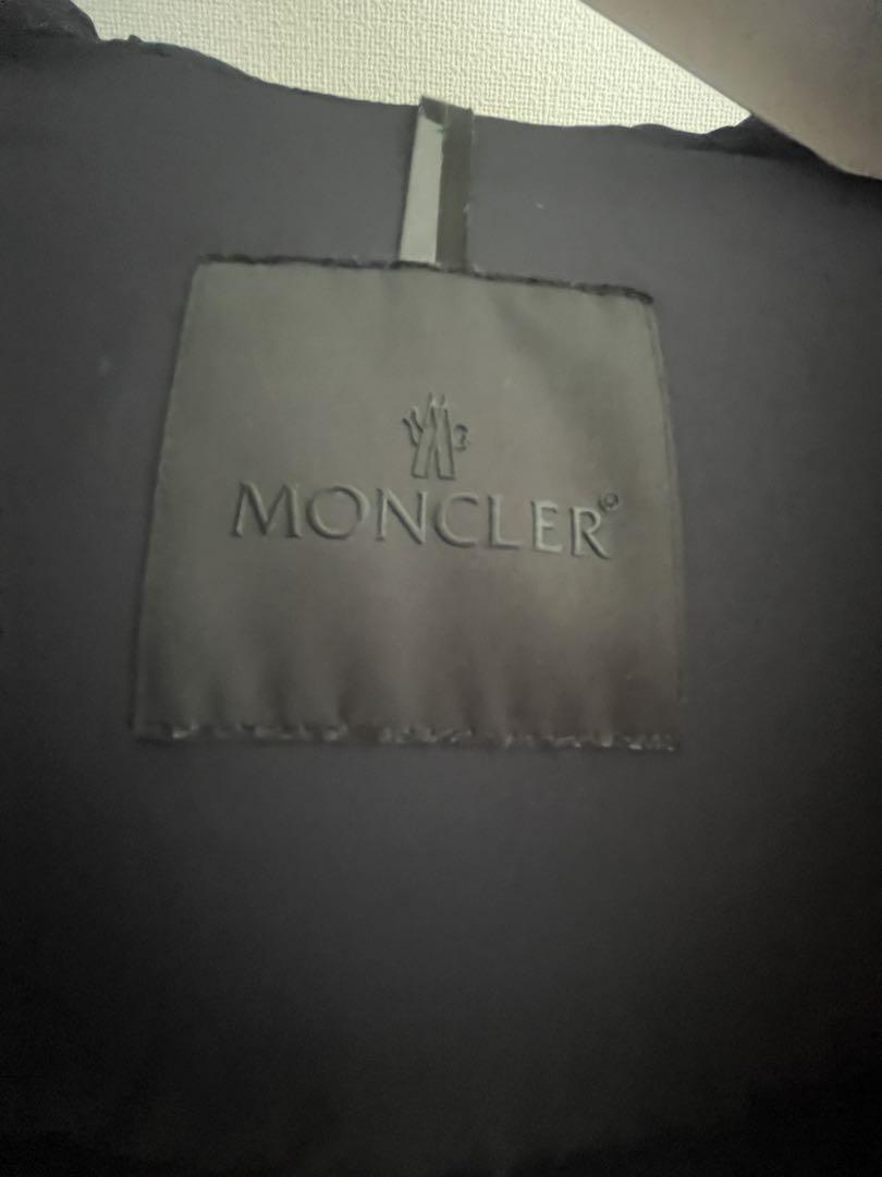 MONCLER CHAMPSAUR 黒 ダウンジャケット フード付き