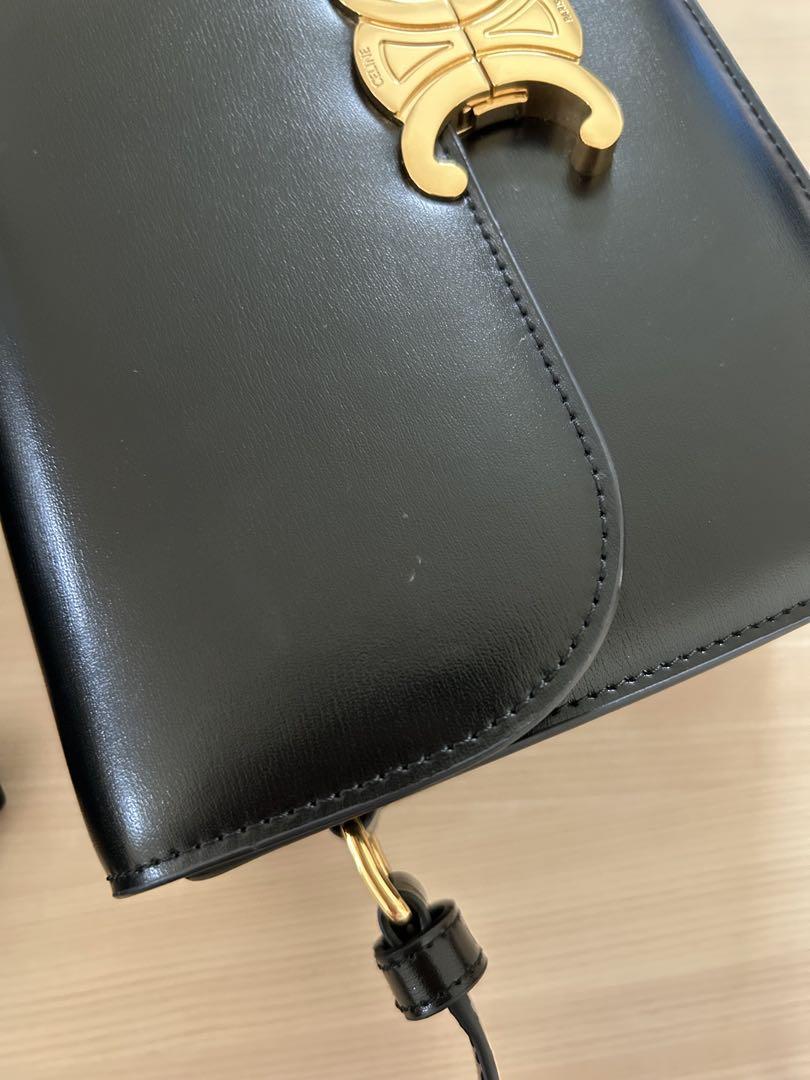 CELINE ショルダーバッグ 黒 トリオンフ - メルカリ