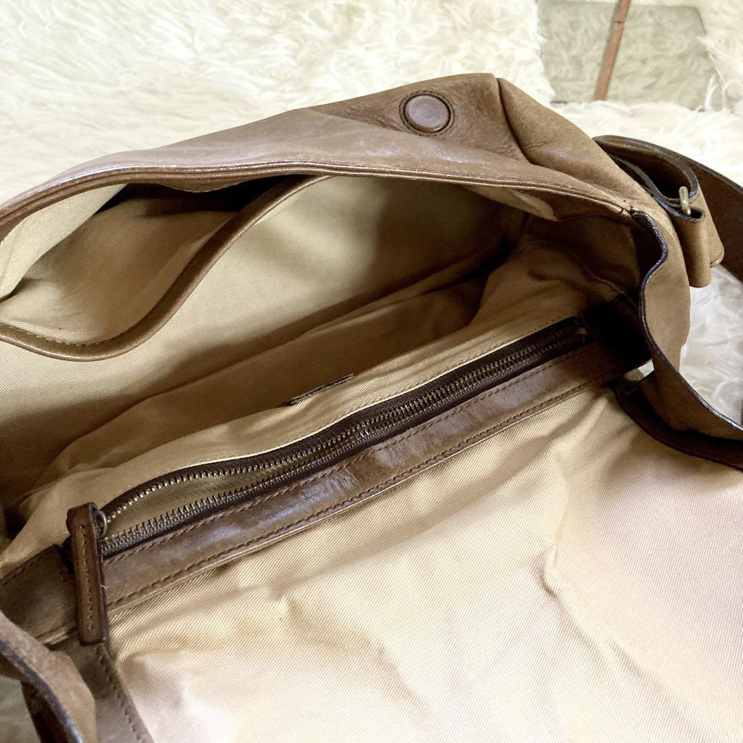 美品✨土屋鞄 ツチヤカバン ガジェットツールボックス ショルダーバッグ 本革