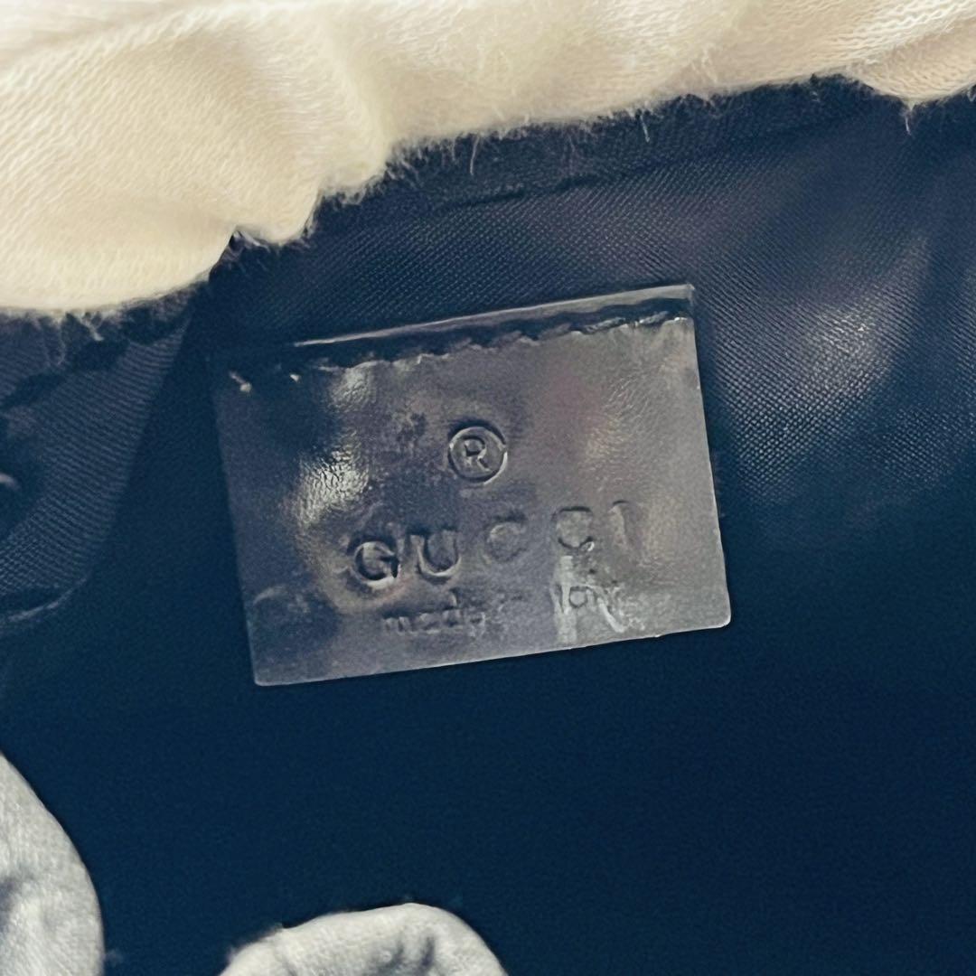 GUCCI グッチ 巾着 ポーチ バニティ 小物入れ GG柄 キャンバス