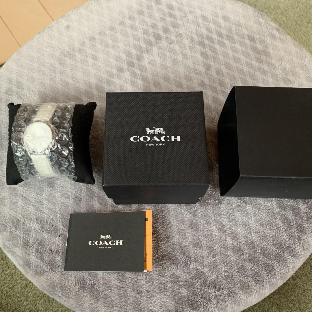 COACH ホワイトレザー 腕時計(未使用)