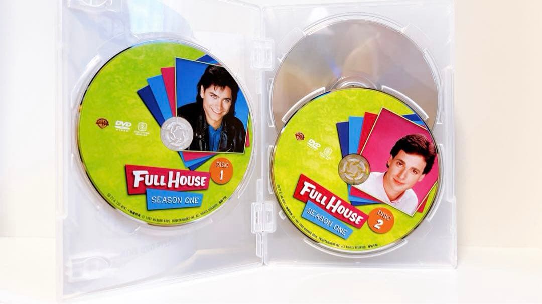 フルハウス <シーズン1-8> DVD 32枚 ボックスセット フルハウス <シーズン1-8> DVD 32枚 ボックスセット