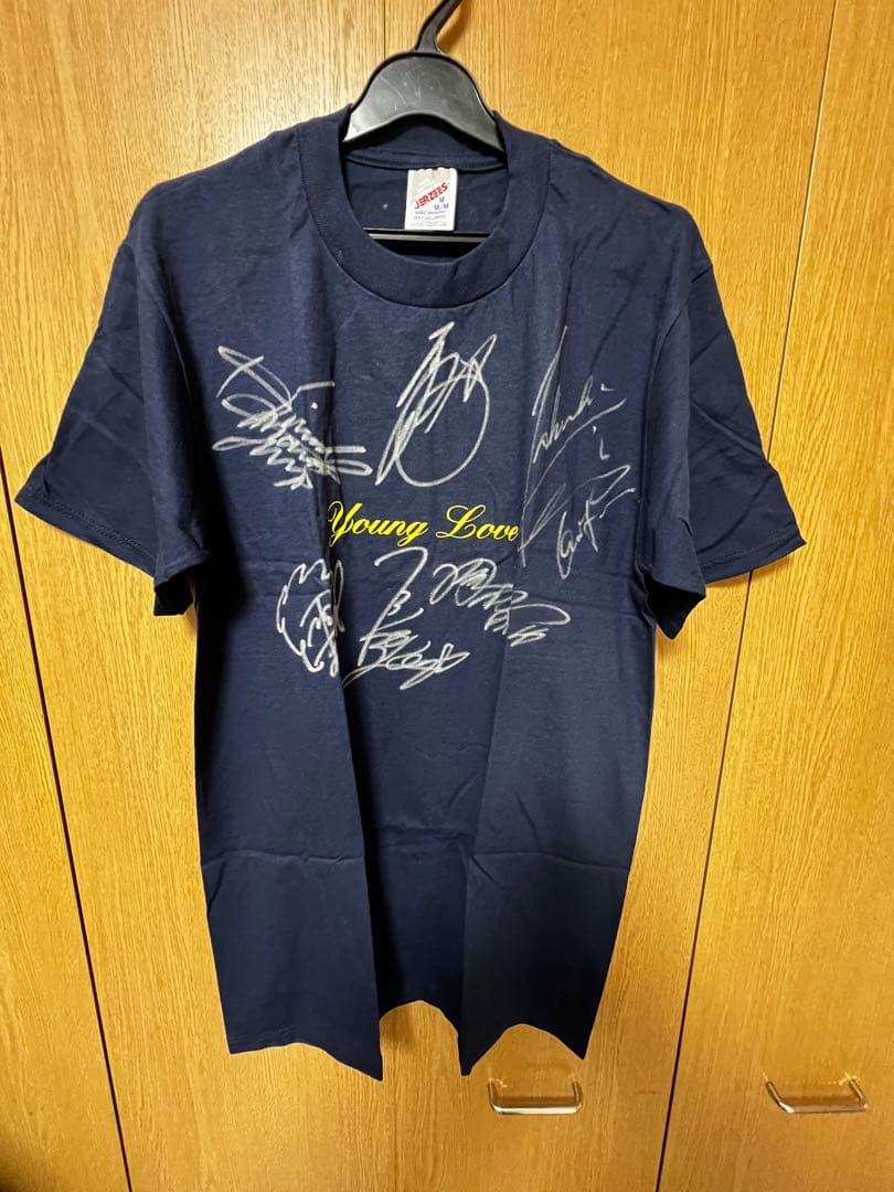 サザンオールスターズ サイン入りＴシャツ ＭサイズM