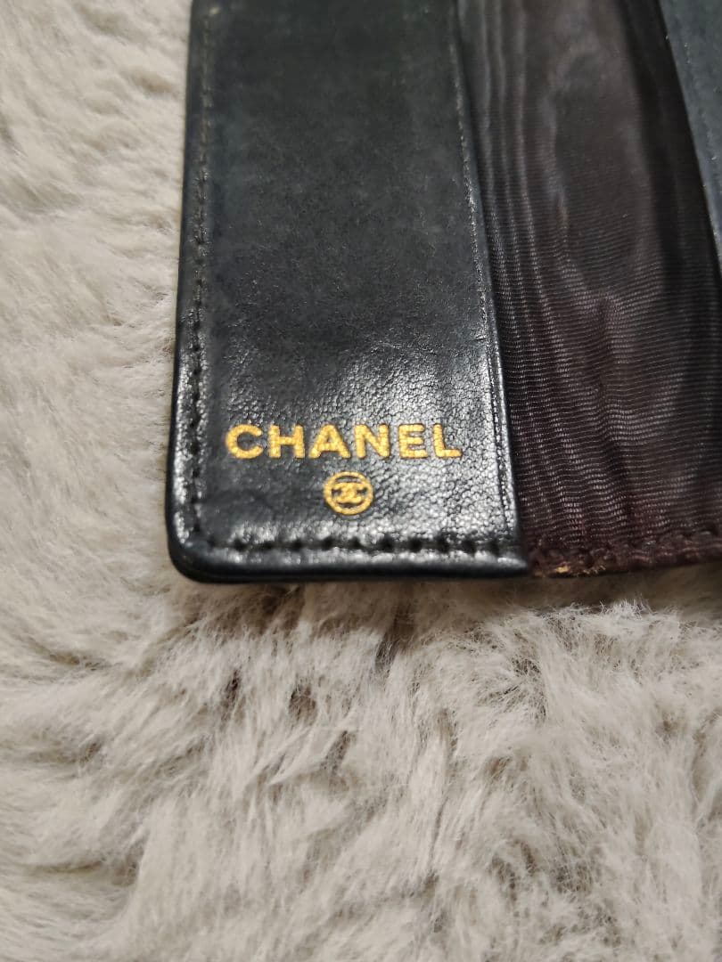 CHANEL ブラック レザー キーケース CHANEL ブラック レザー キーケース