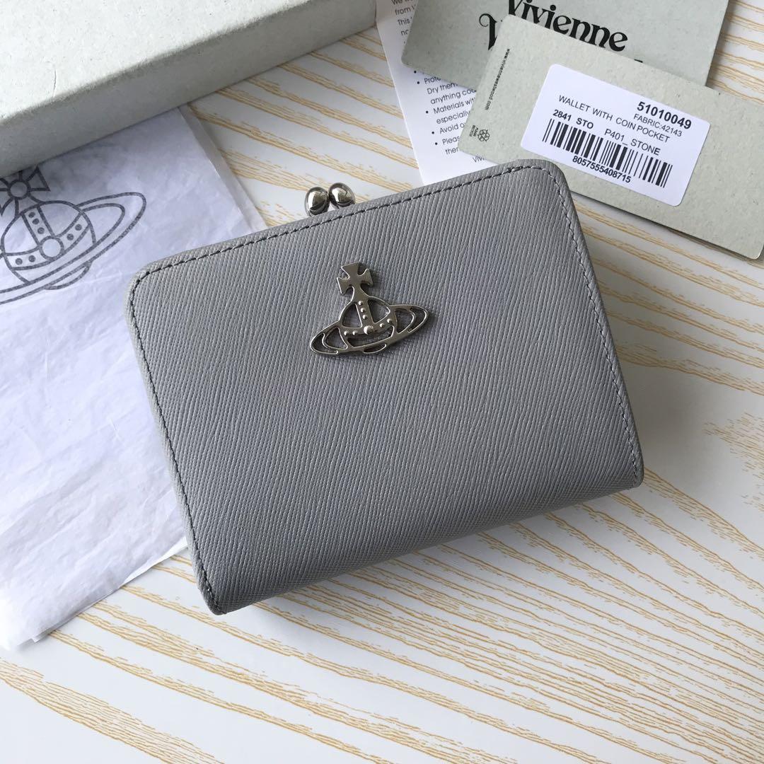 未使用   ヴィヴィアンウエストウッド　SAFFIANO がま口財布 二つ折り