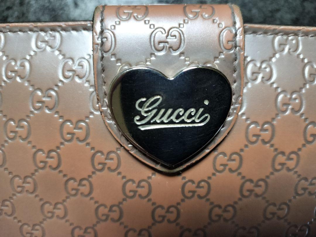 GUCCI メタリックピンク ハートプレート GG パターン 長財布