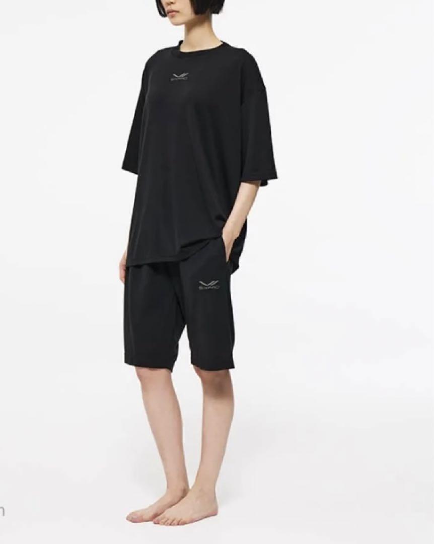 シックスパッド　リカバリーウェア　ハーフパンツ　試着のみ　定価11000円