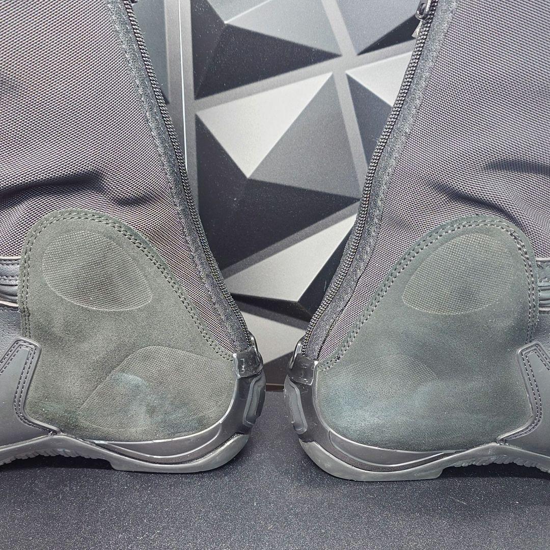 Dainese Axial Gore-Tex 　26.5cm