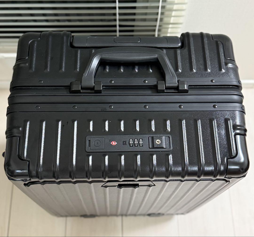 Libetee（リベティ）多機能キャリーケース Sサイズ（40L）マットブラック