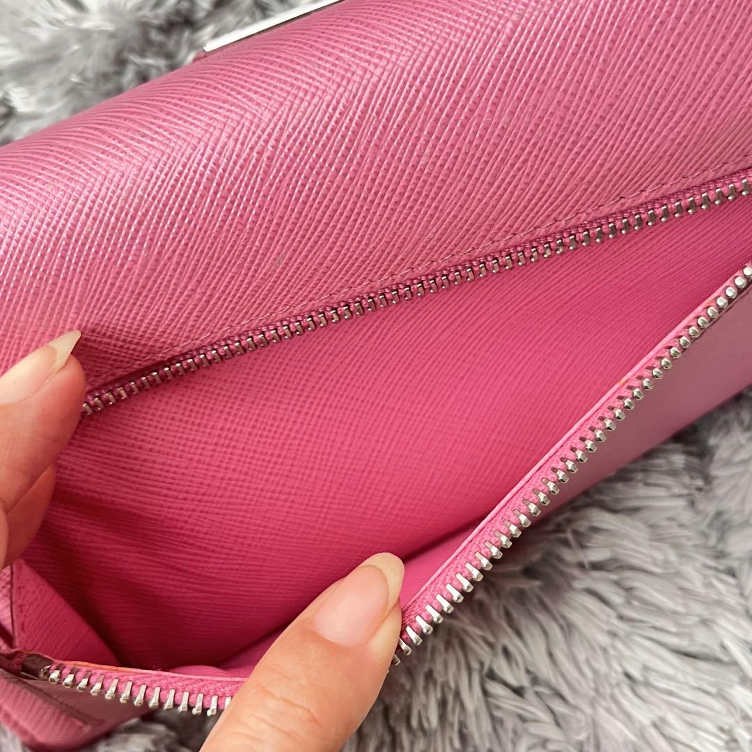 良品✨PRADA サフィアーノ　三角ロゴ　新しめロゴ　2点セット　ピンク