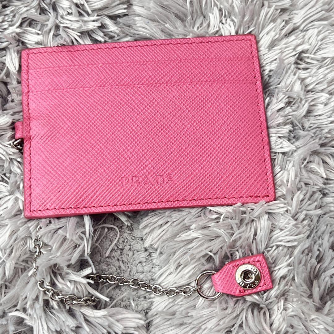 良品✨PRADA サフィアーノ　三角ロゴ　新しめロゴ　2点セット　ピンク