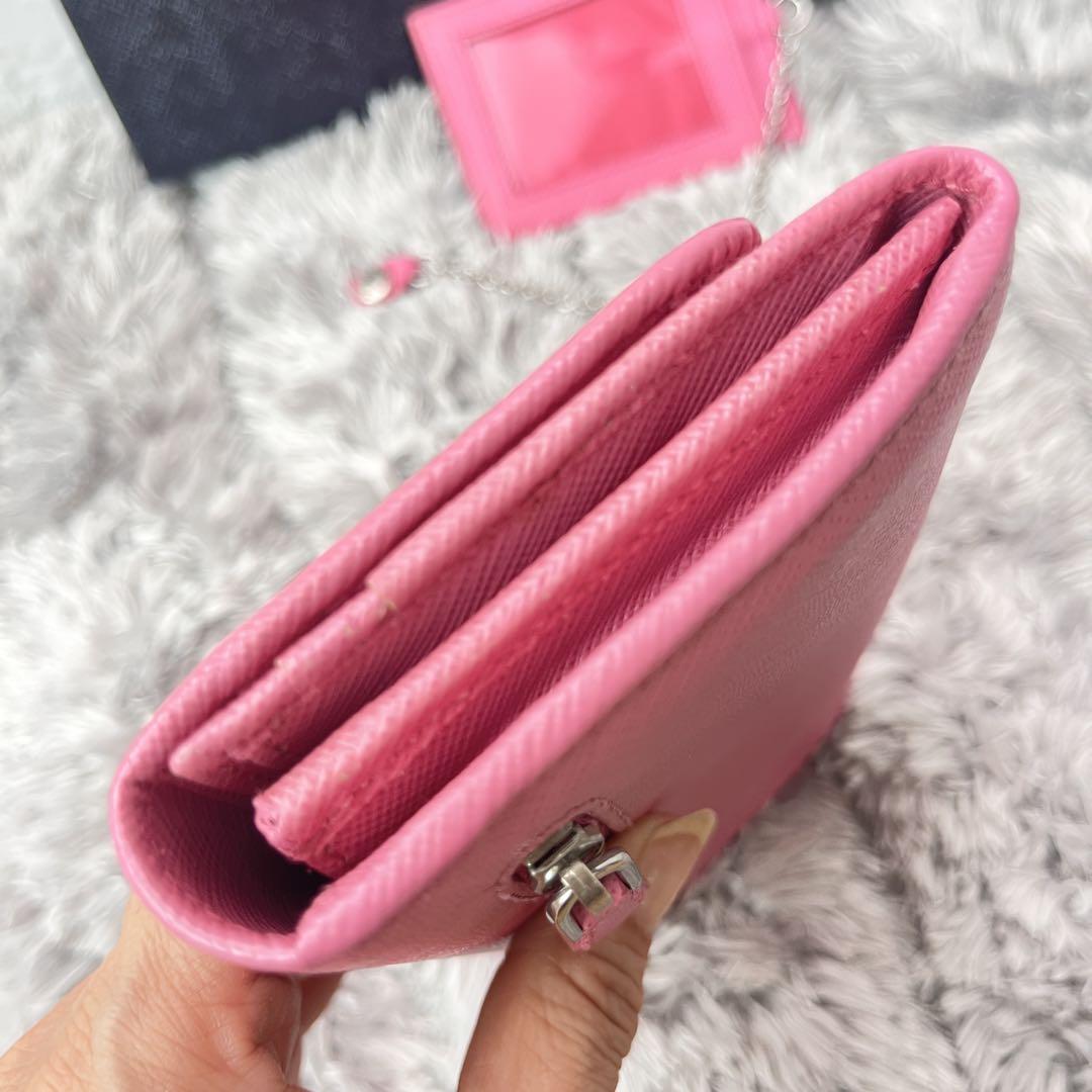 良品✨PRADA サフィアーノ　三角ロゴ　新しめロゴ　2点セット　ピンク