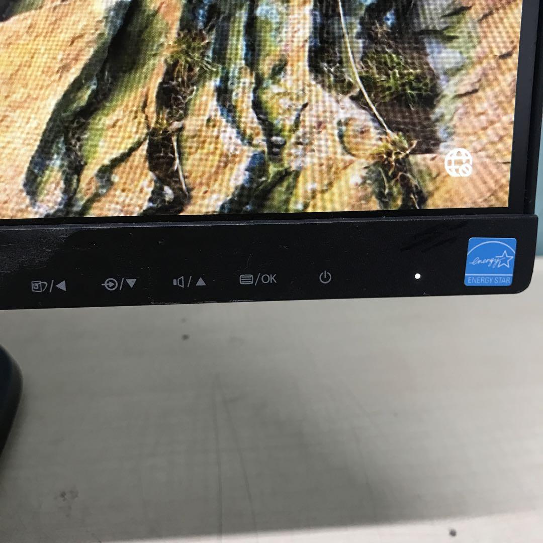 PHILIPS 243V7Q 24インチモニター
