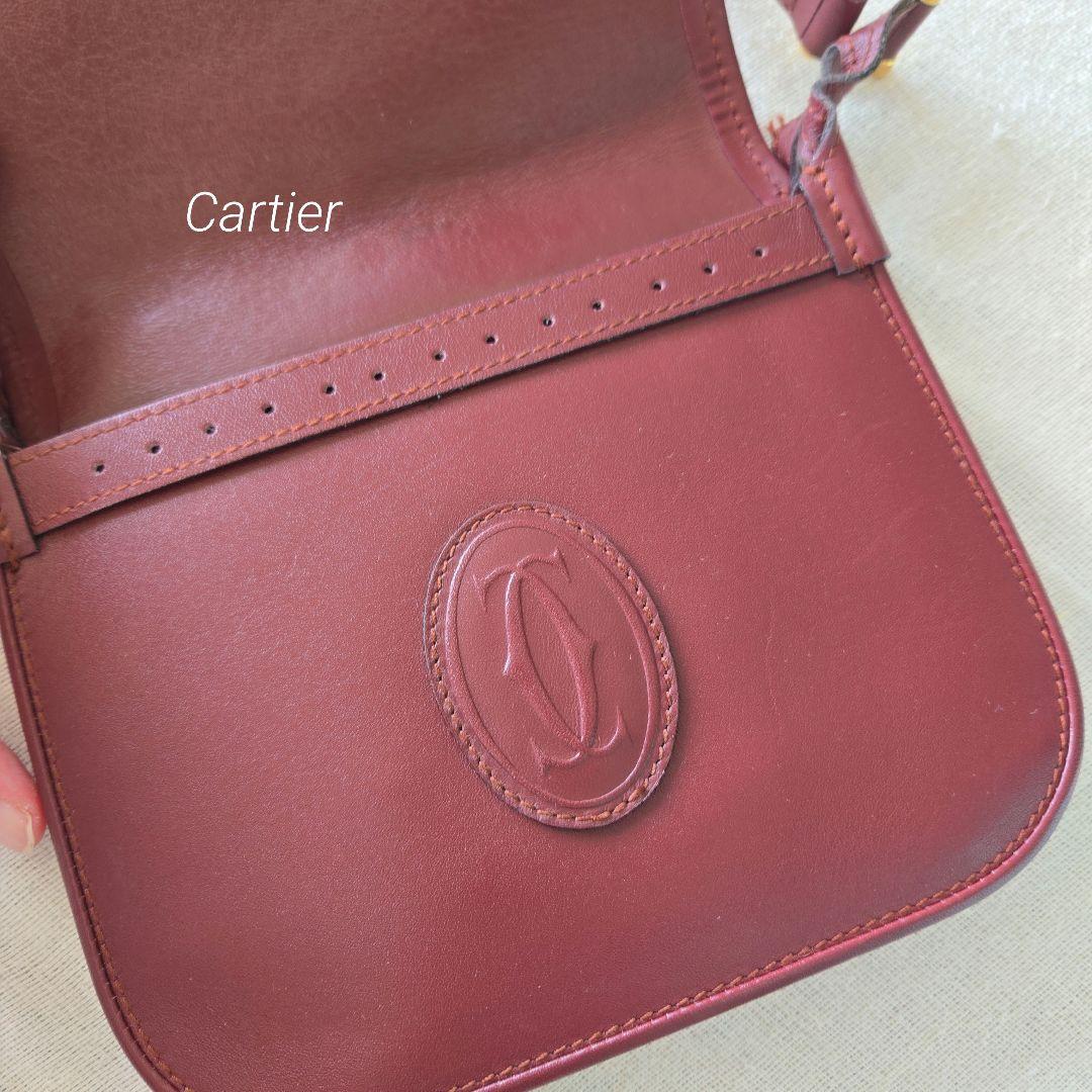 Cartier バーガンディ レザー バッグ 週末価格 Cartier レザーショルダーバッグ バーガンディ