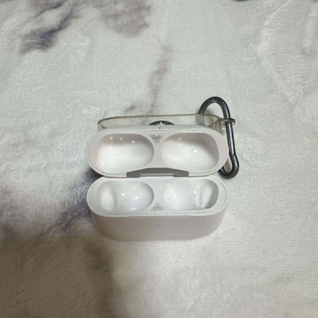 AirPods Pro 第二世代本体 ホワイト 充電ケース付き