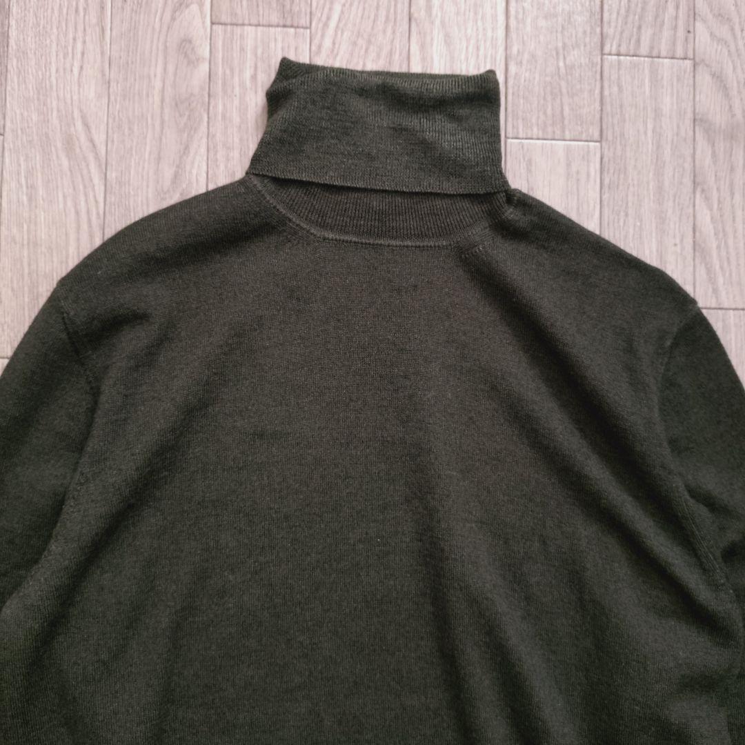 美品 クルチアーニ タートルネック ニット モスグリーン イタリア製 美品 クルチアーニ タートルネック ニット モスグリーン イタリア製
