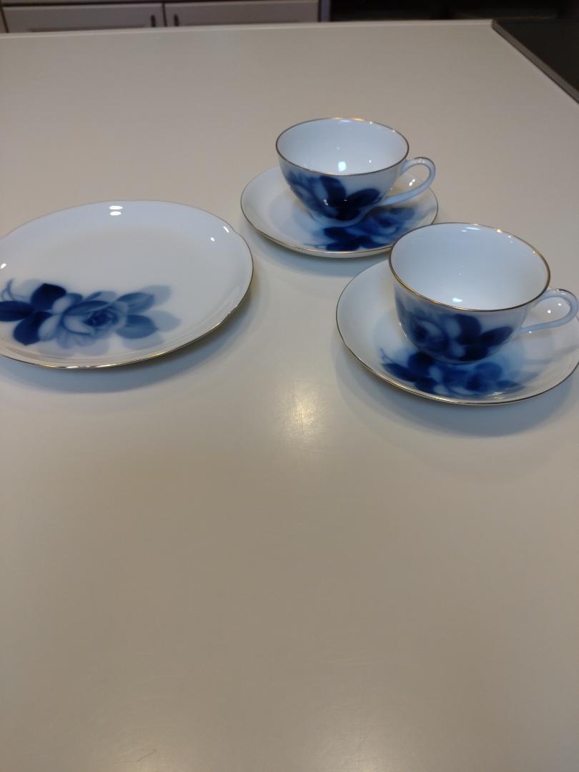大倉陶園 ティーカップ コーヒーカップ ケーキ皿 3点セット 大倉陶園 ティーカップ コーヒーカップ ケーキ皿 3点セット