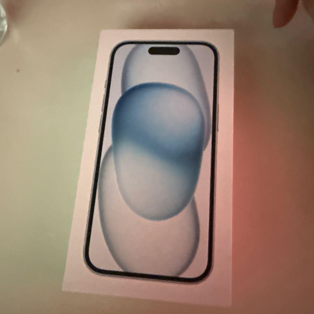Apple iPhone 15 256GBブルー