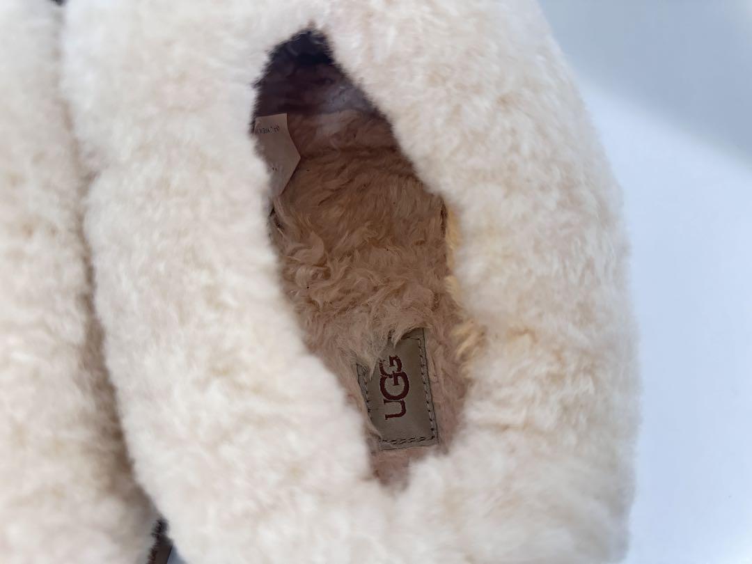 UGG アグ