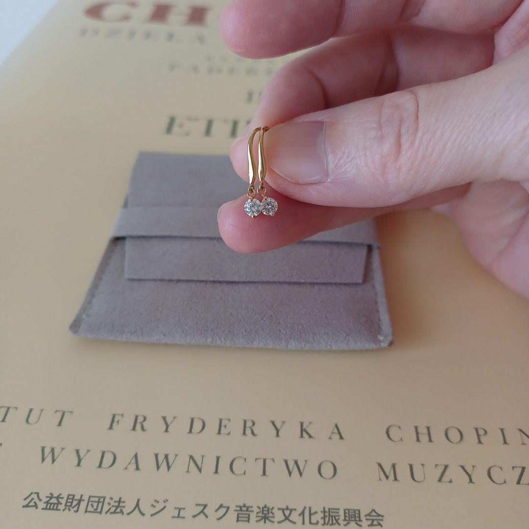 CGLソ付 K18 ダイヤモンドピアス フックピアス 0.146 0.144ct