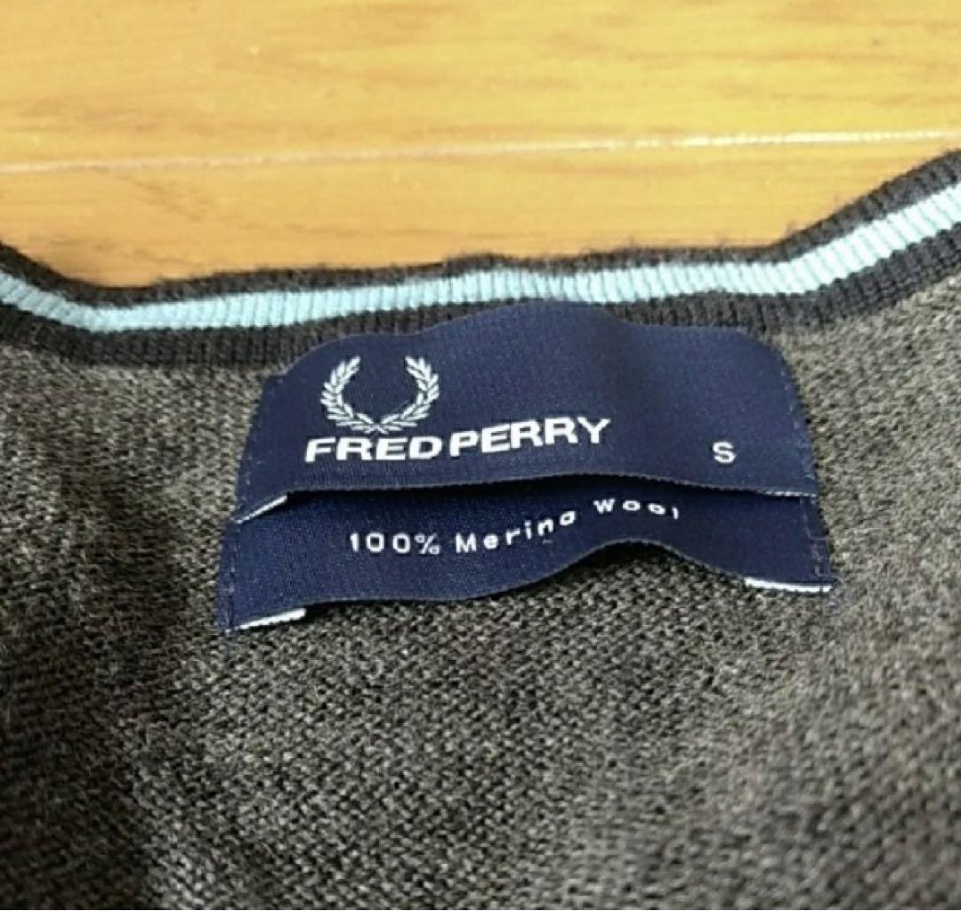 FRED PERRY　カーディガン