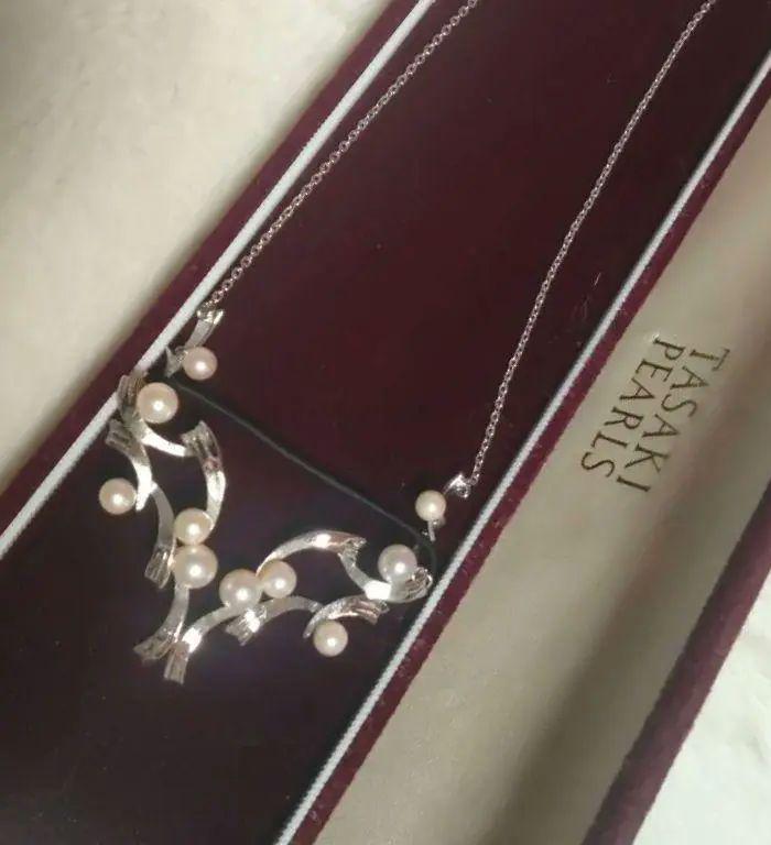 美品 タサキ真珠 デザインパールネックレス 田崎 専用ケース付き silver