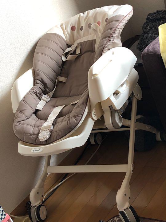 コンビ ハイローチェア