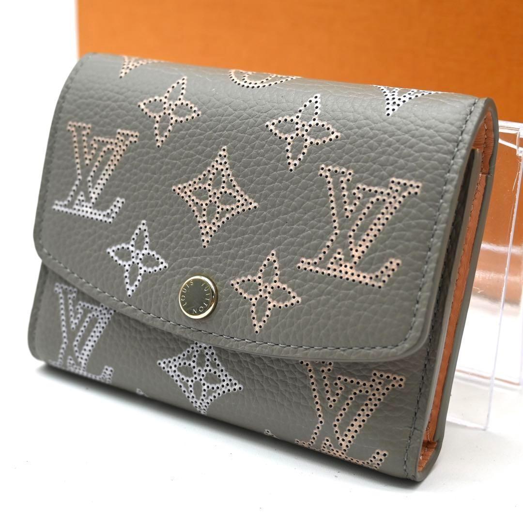 【超レア】ルイヴィトン ヴィクトリーヌ マヒナ イリス 三つ折り財布 モノグラム