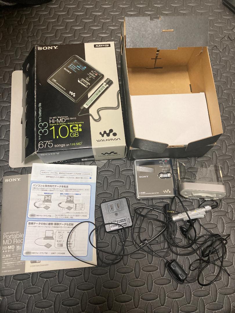 良品】 Sony Hi-MD WALKMAN MZ-RH10 ジャンク品扱い