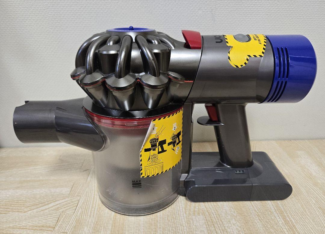 Dyson V8 スティッククリーナー 本体
