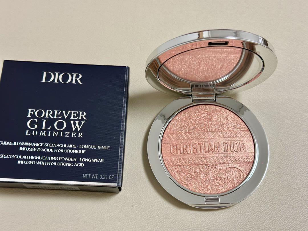 DIOR ディオールスキンフォーエヴァーグロウ ルミナイザー 004