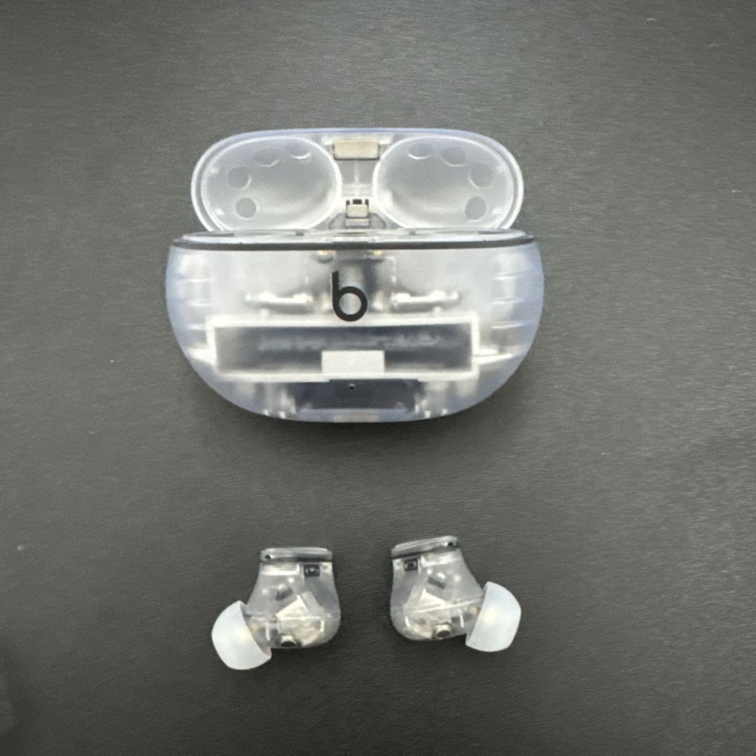Beats Studio Buds + トランスペアレント