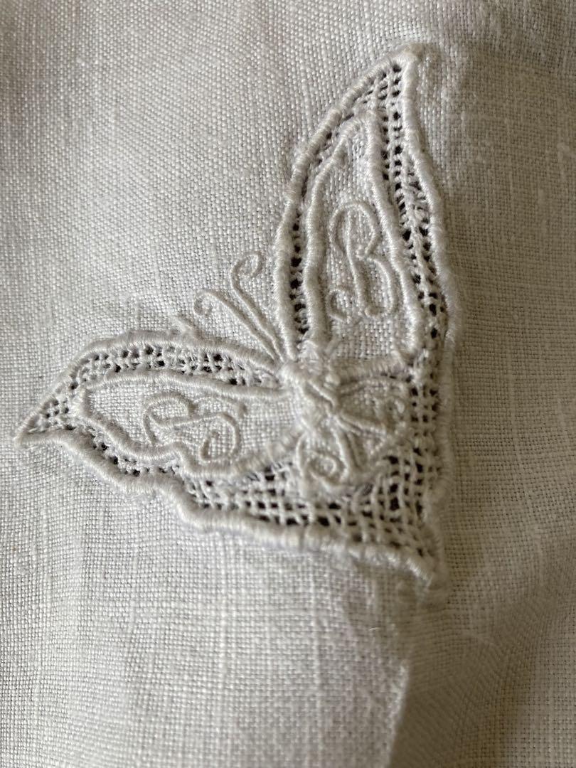 アンティーク サンプラー 手刺繍 アルファベット 手仕事 レース モノグラム 蝶