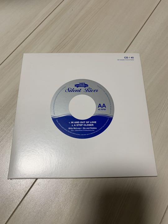 限定盤In And Out Of Love/BittyMcLean lovers 限定盤In And Out Of Love/BittyMcLean lovers