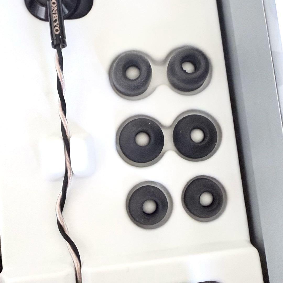 美品】ONKYO マイク付きイヤホン E700MK2 ブラック - メルカリ
