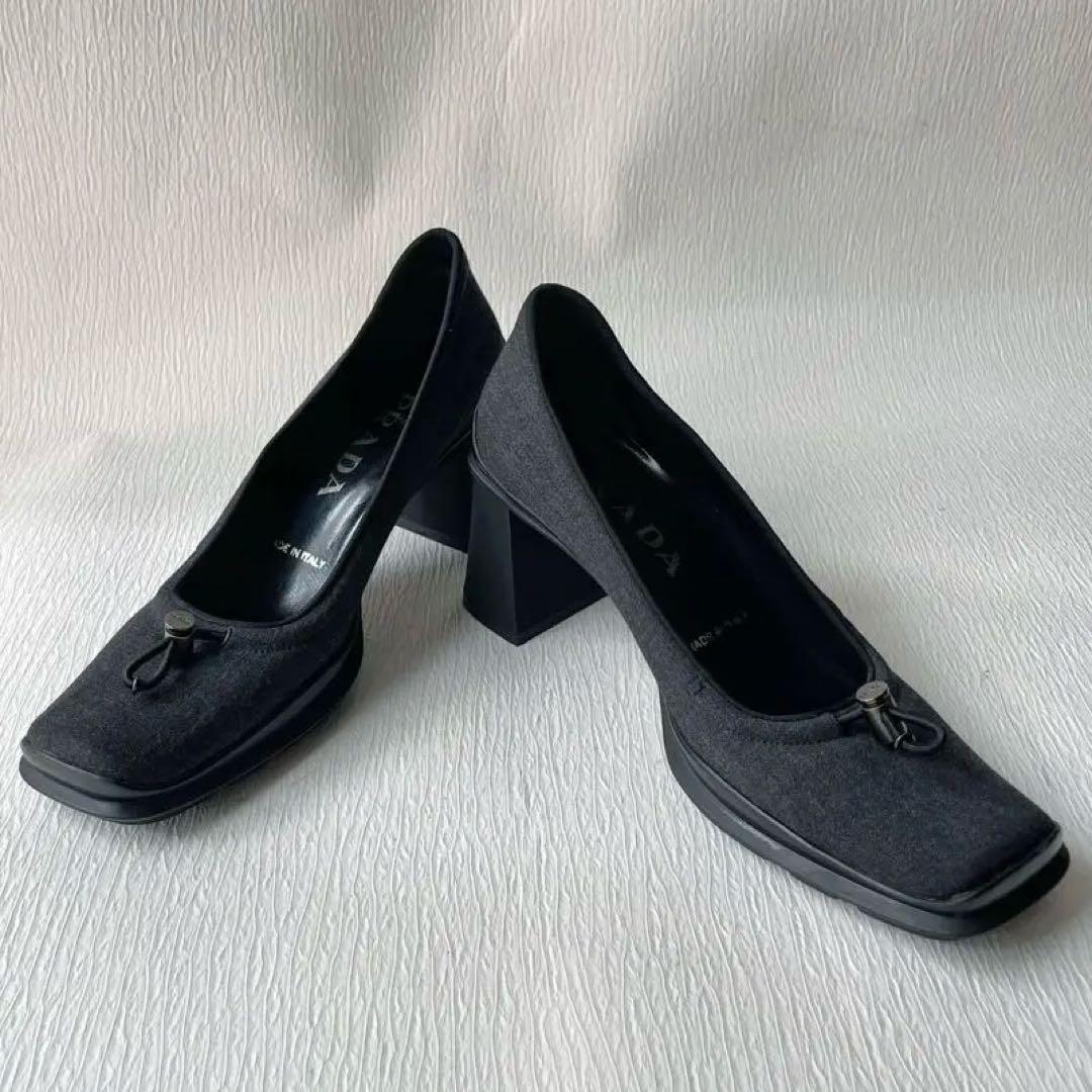 PRADA プラダ パンプス ストラップ 黒 ウール スクエアトゥ 37 FW1999 PRADA プラダ スクエアトゥパンプス y2k ヴィンテージ