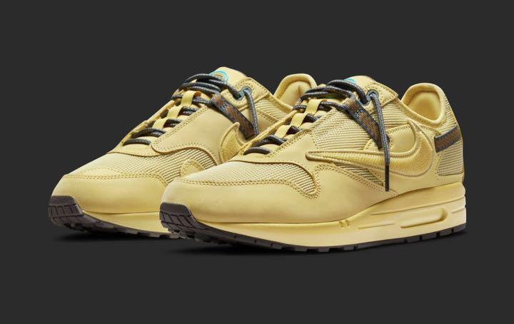 TRAVIS SCOTT × NIKE AIR MAX 1