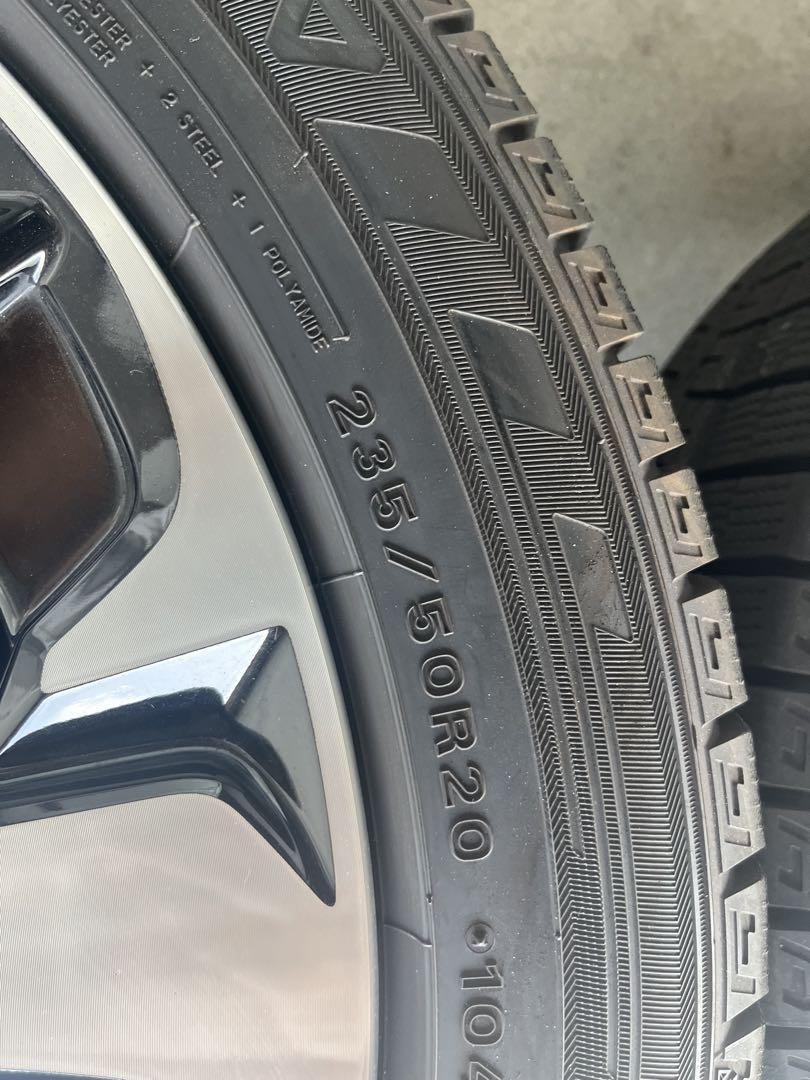 235/50R20 スタッドレス