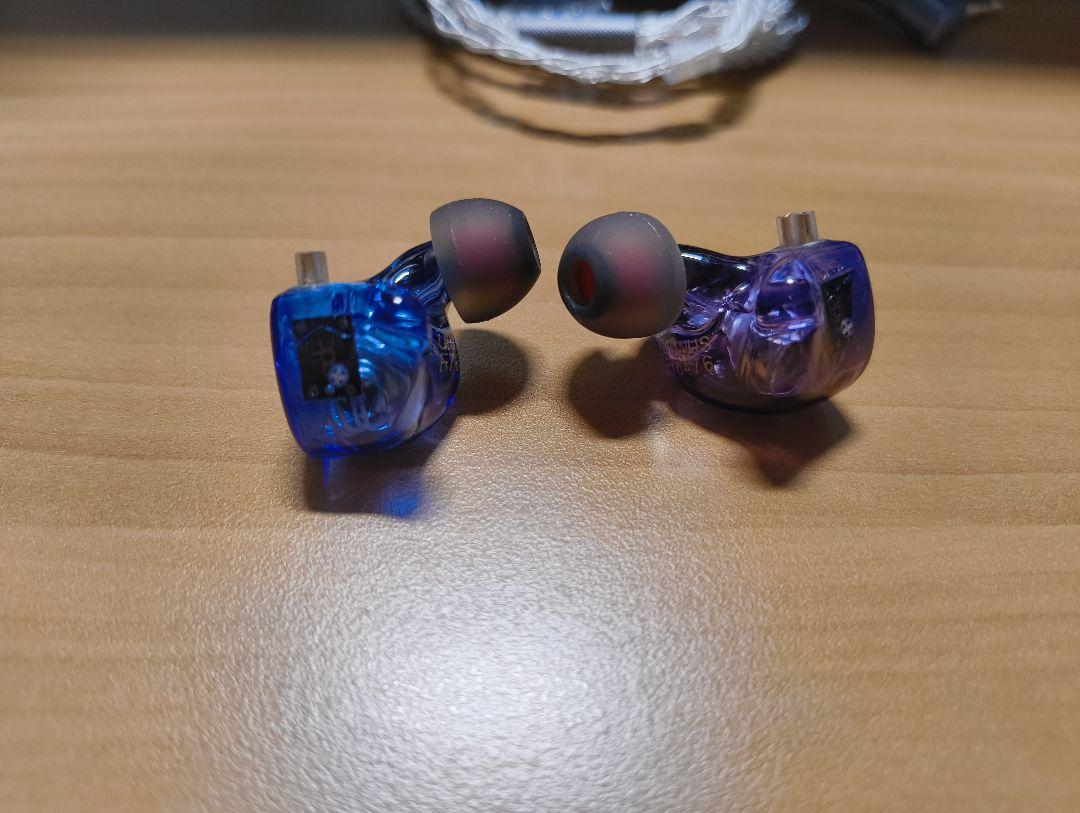 qdc Hybrid Uranus-S 1BA+1DD リケーブル可能イヤホン イヤホン
