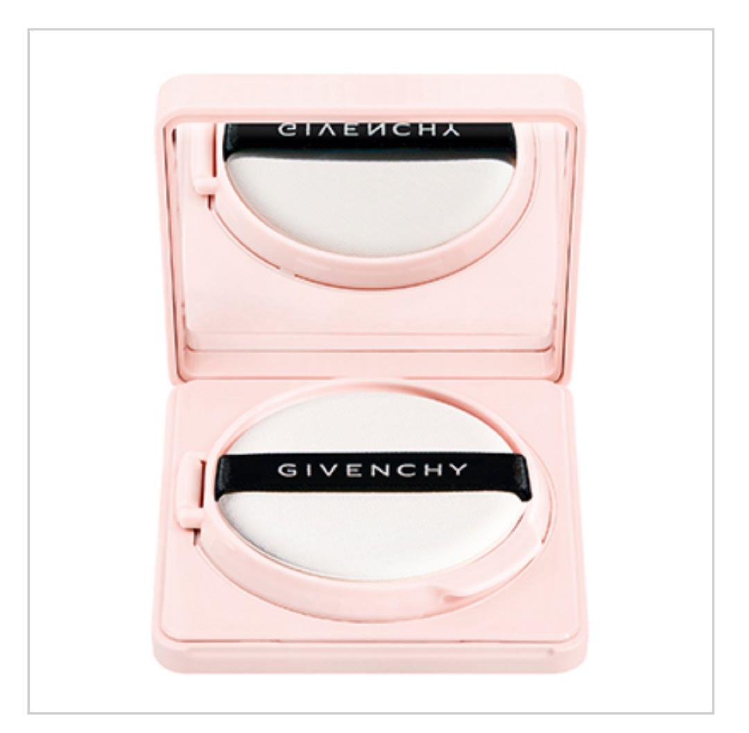 ☆値下げ☆ GIVENCHY スキン コンパクト クリーム