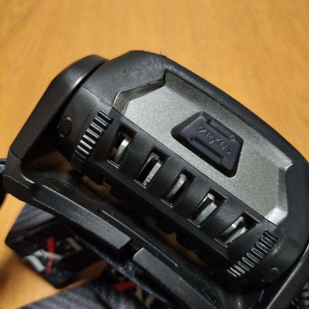 ZEXUS ZX-S700 ヘッドライト