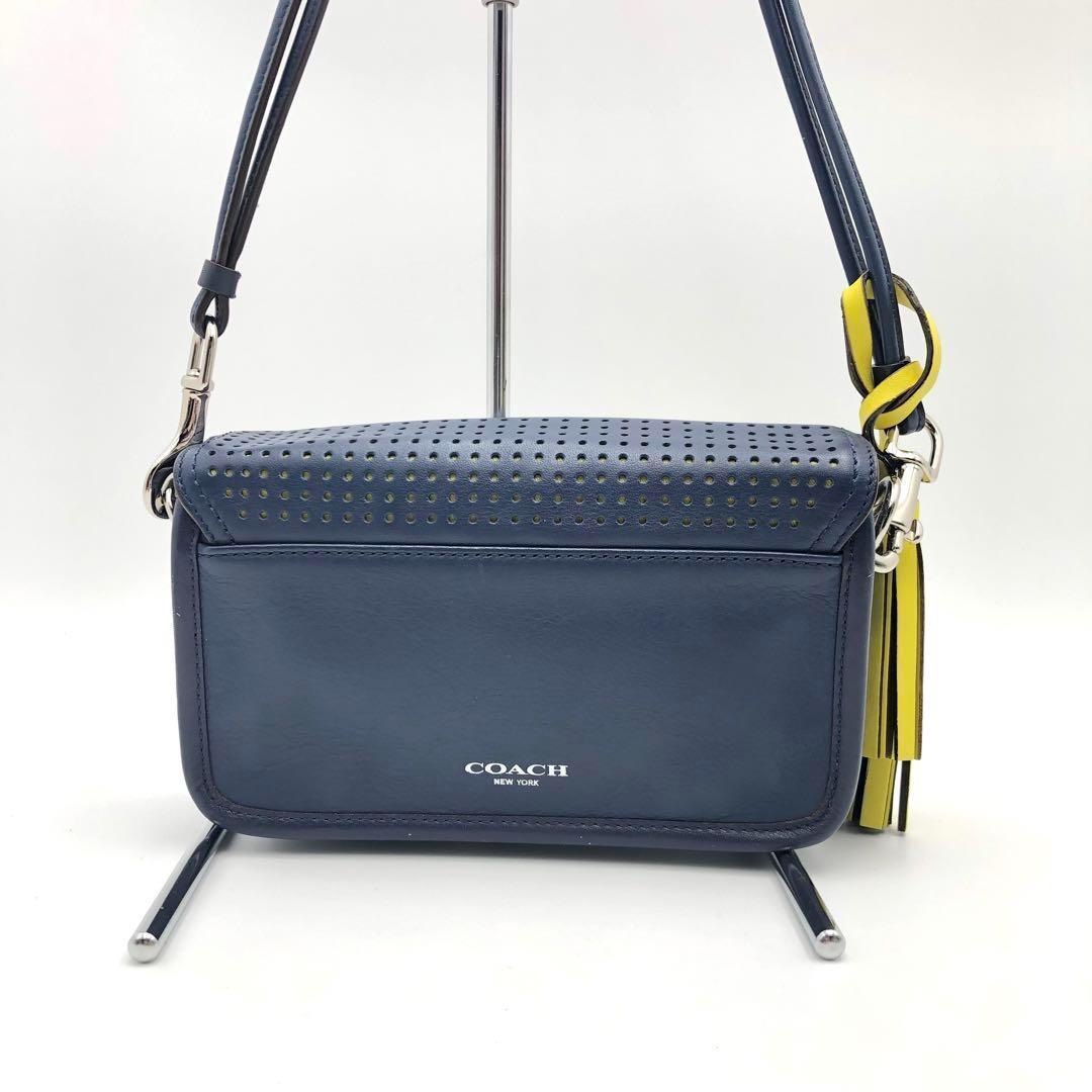 卸し売り購入 COACH コーチ ショルダーバッグ パンチング レザー ターンロック バッグ