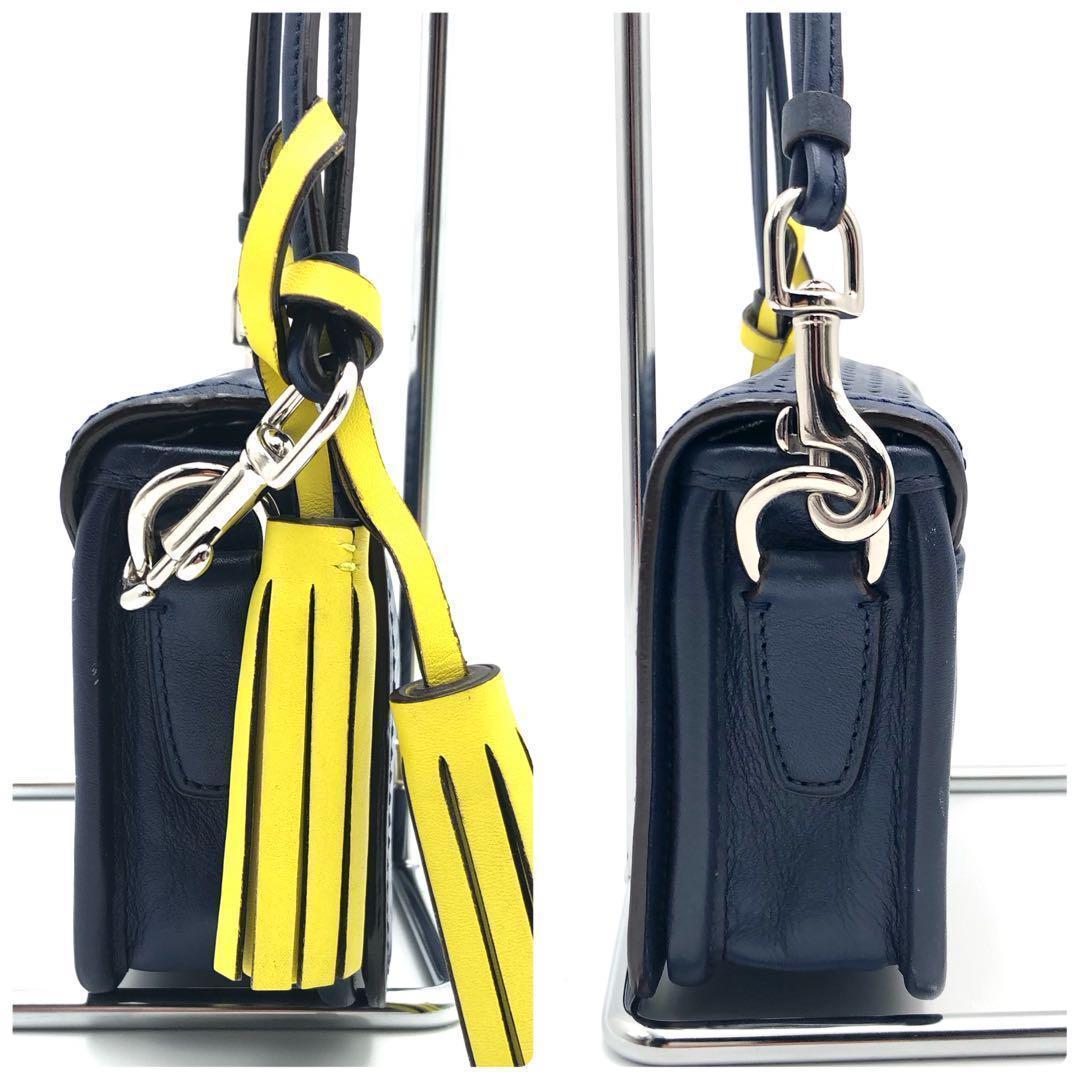COACH コーチ ショルダーバッグ パンチング レザー ターンロック